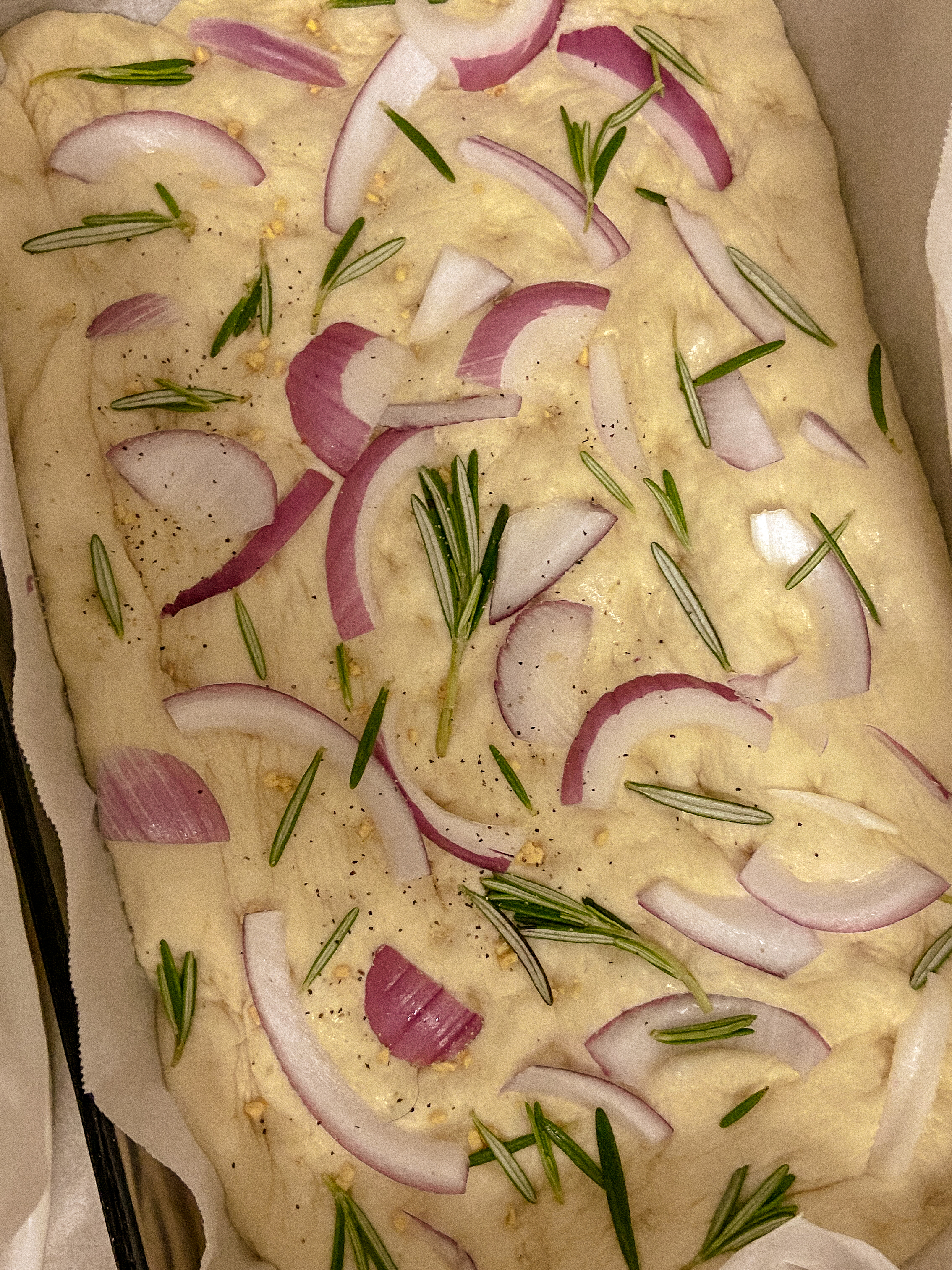 vegan focaccia with rosemary and red onions; Creating authentic life and personal motivation